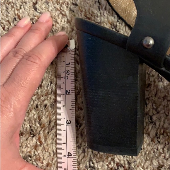 Shoes - Picture 3 of 4